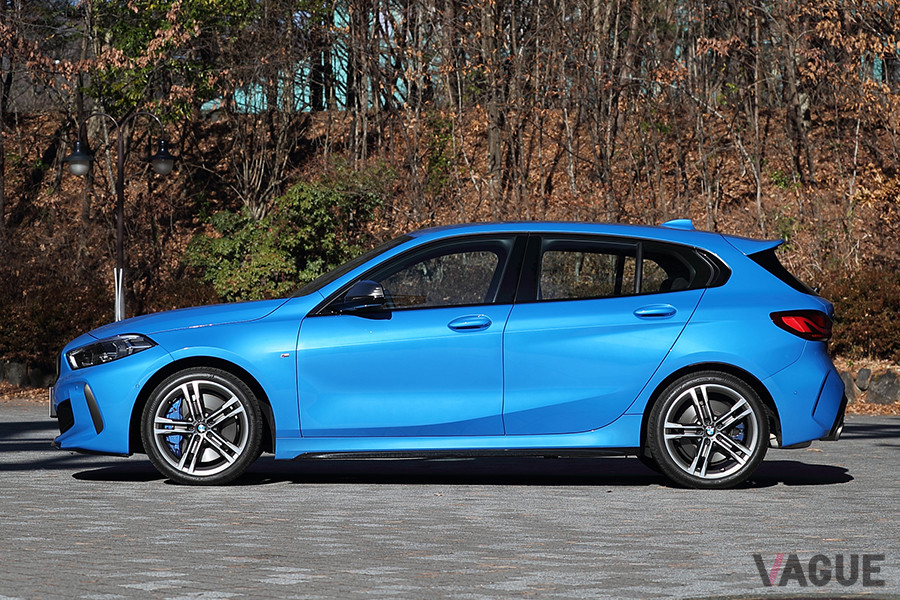 BMW「M135i xDrive」のホイールベースは2670mm