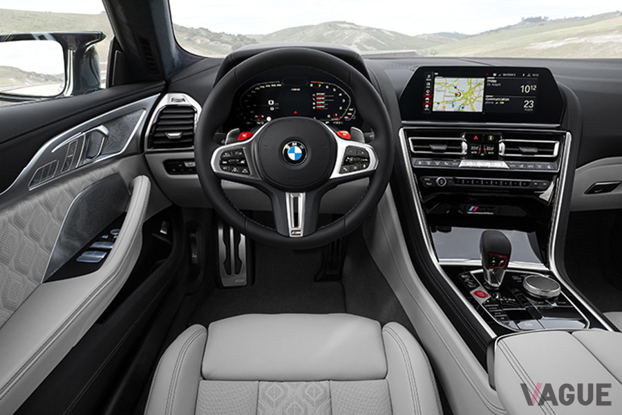 BMW「M8グランクーペ」のインテリア