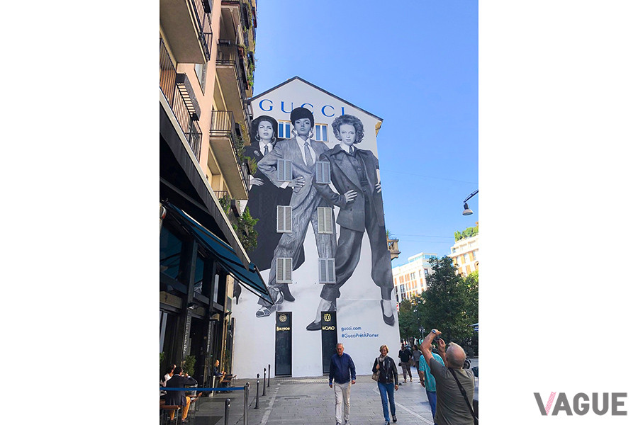 ミラノの街角に突如現れるGUCCI WALL ART