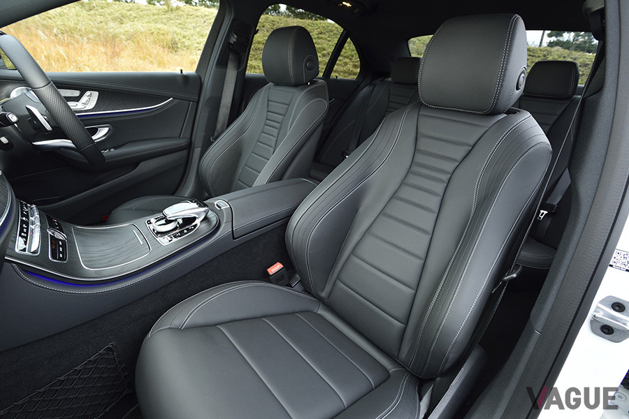 E350deアバンギャルドスポーツのフロントシート