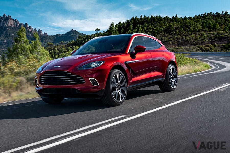 4リッターV型8気筒エンジンは、550馬力／700Nmを誇る。2000から5000rpmで最大トルクの700Nmを発揮する