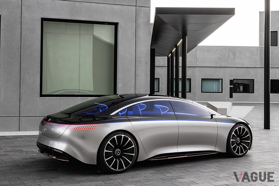 Vision EQSのボディにはどこにも凹凸がなくシームレスだ