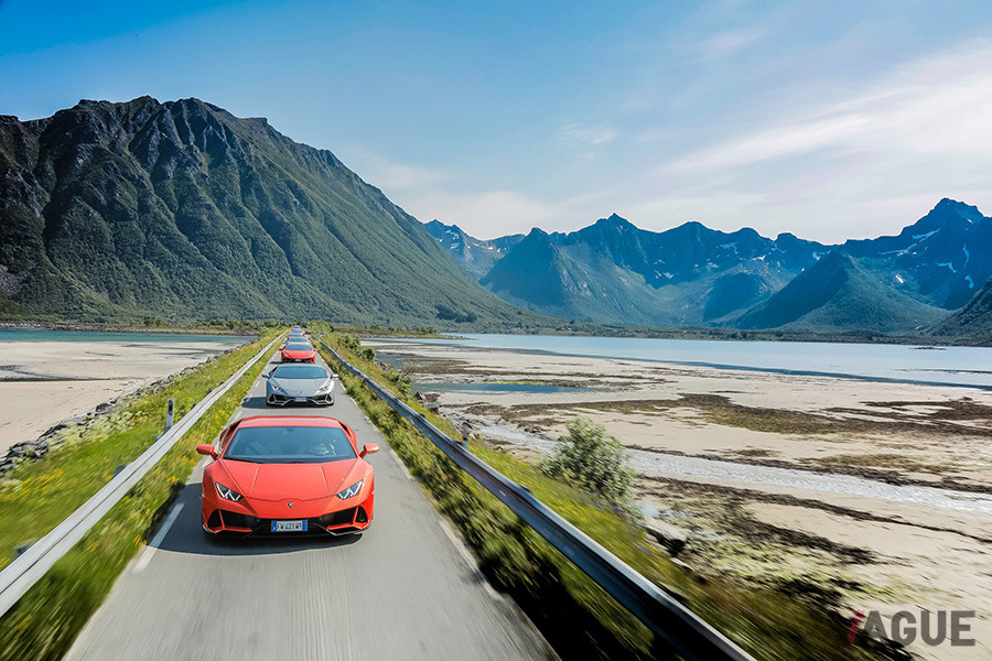 絶景に次ぐ絶景、こんなに風光明媚な景色が続く道は、これまで走ったことがない