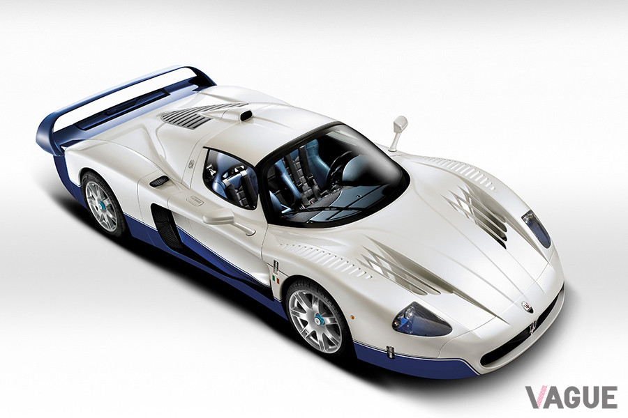 フェラーリのスペチアーレモデルである「エンツォ・フェラーリ」をベースとして開発された「MC12」