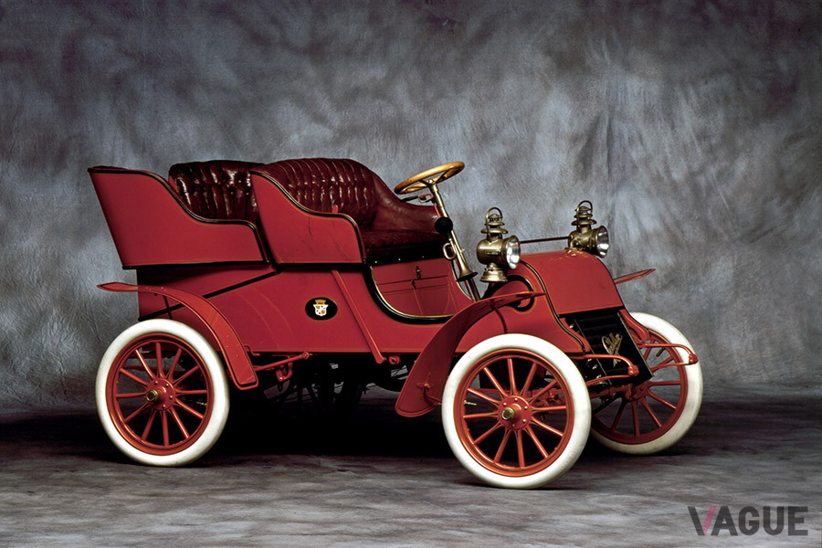 1903年製キャデラック「モデルAランナバウト」