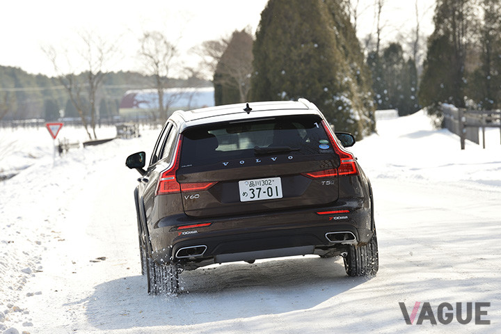 V60CCはT5AWDのみの設定となる