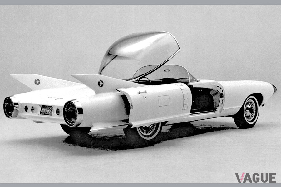 コンセプトカーの1956年製キャデラック「サイクロン1」