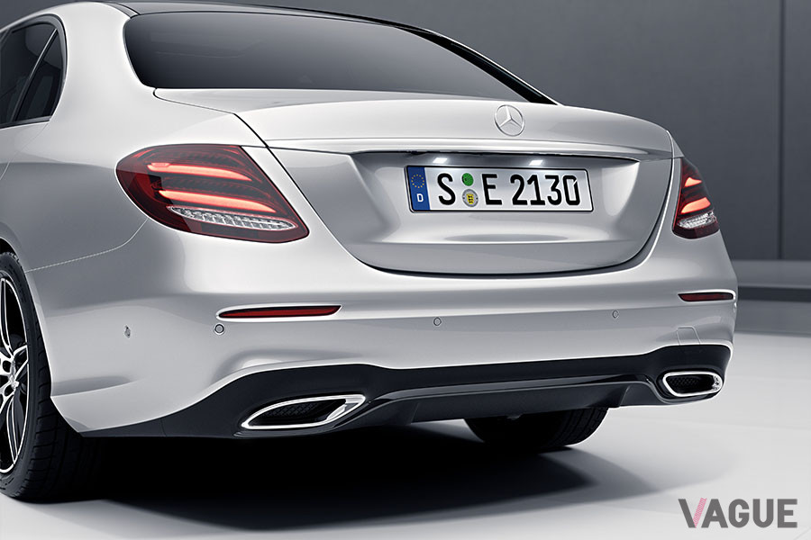 E300　アバンギャルドスポーツ　877万円
