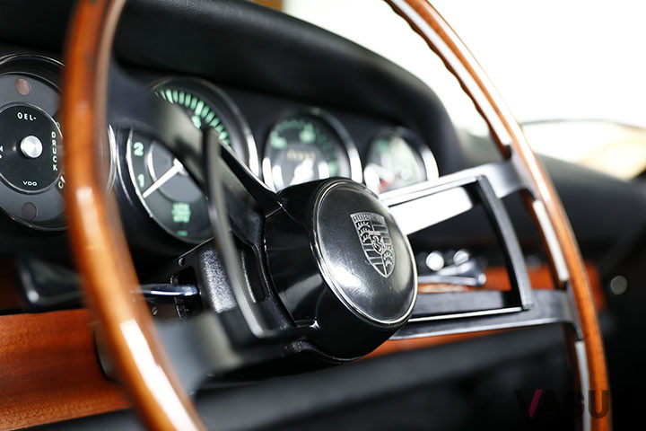 901型「911クーペ」