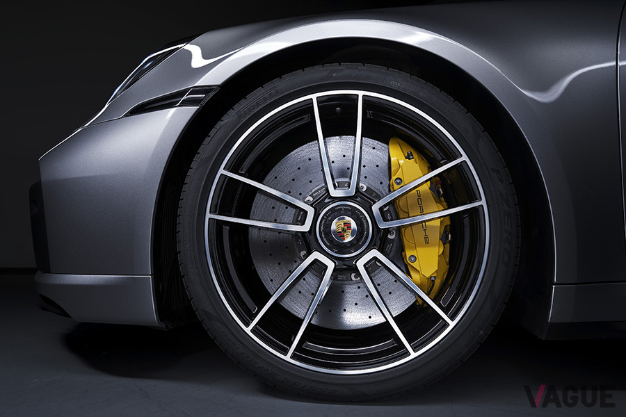 ポルシェ「911ターボS」のフロントブレーキ
