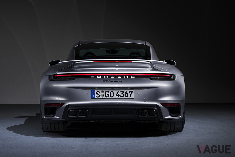 ポルシェ「911ターボS」のリアスタイル
