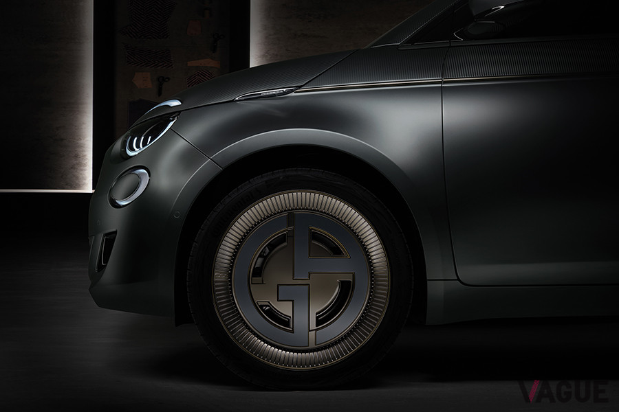 ホイール・デザインには、おなじみのGAロゴ