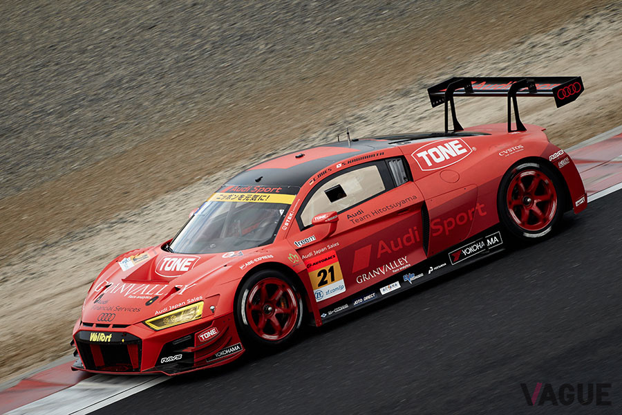 #21 Hitotsuyama Audi R8 LMS