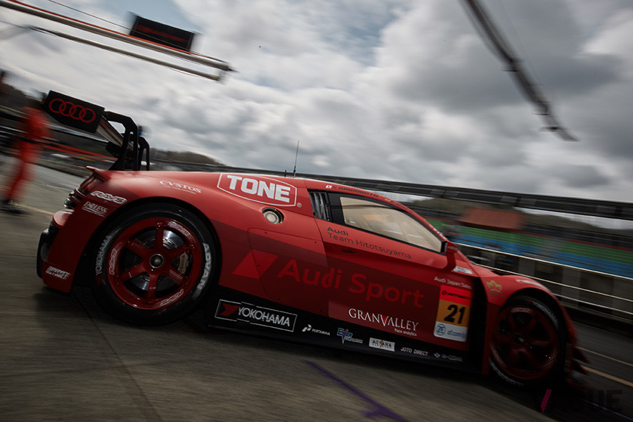 #21 Hitotsuyama Audi R8 LMS