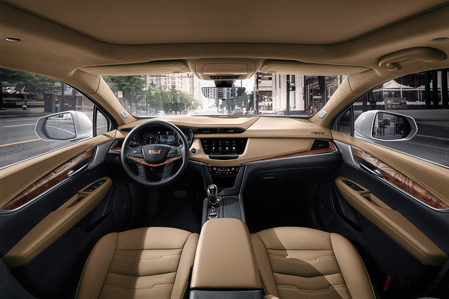 キャデラック新型「TX6」の内装