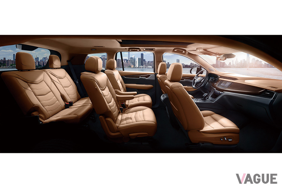 キャデラック新型「TX6」の内装
