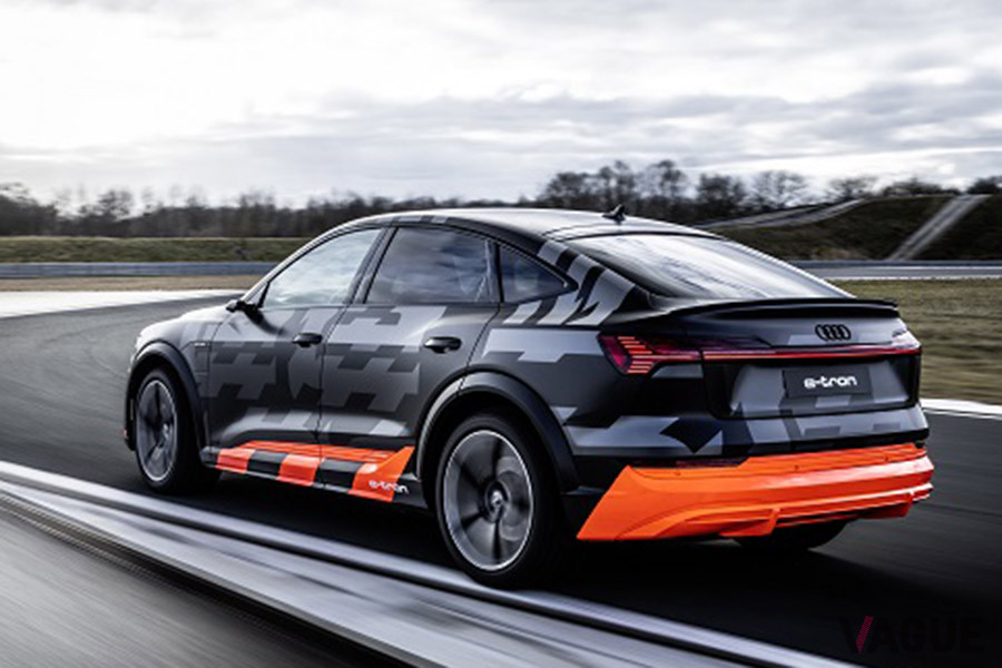 アウディ「e-tron」Sモデルコンセプト