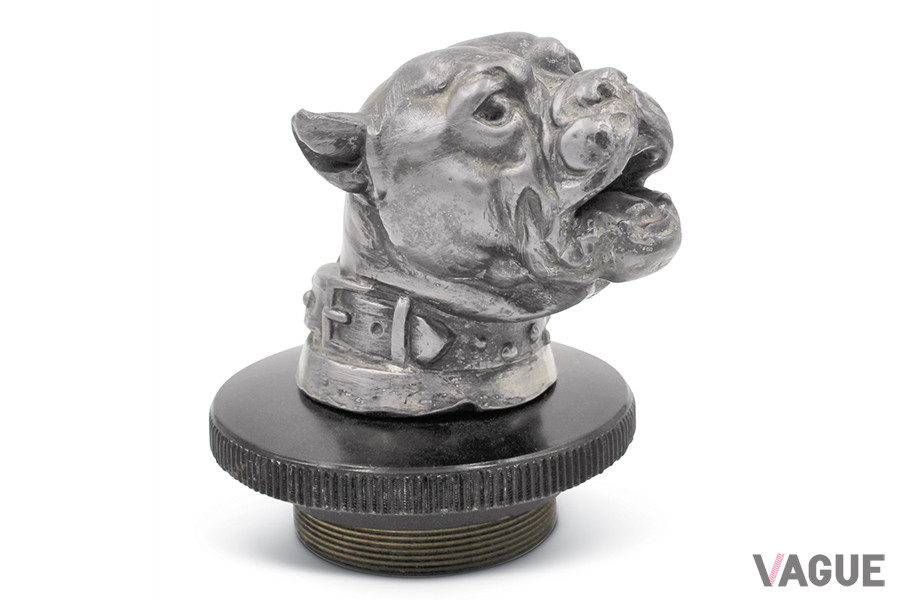 Bulldog by L. Artus, 1925／Sold For $360 (c)2019 Courtesy of RM Sotheby's