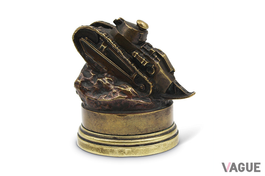 Tank by Pierre Félix Fix-Masseau, 1919／Sold For $576 (c)2019 Courtesy of RM Sotheby's