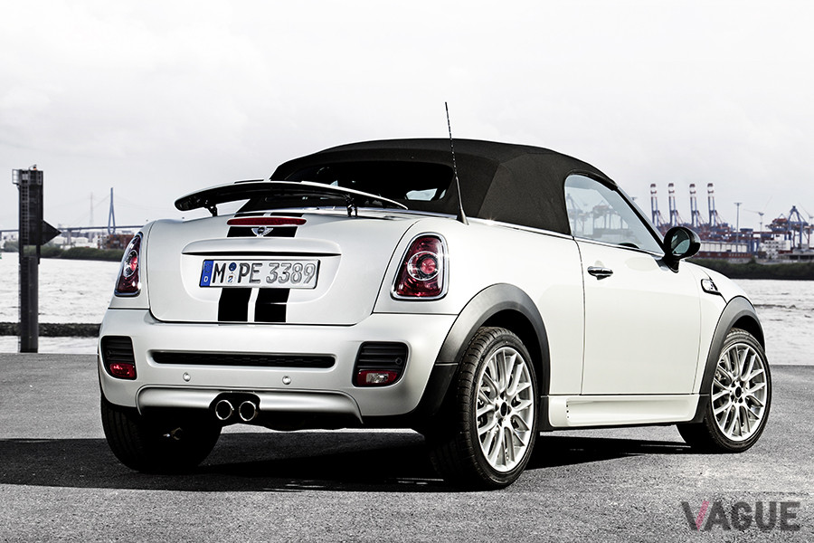 2012年1月に日本で登場した「MINIロードスター」