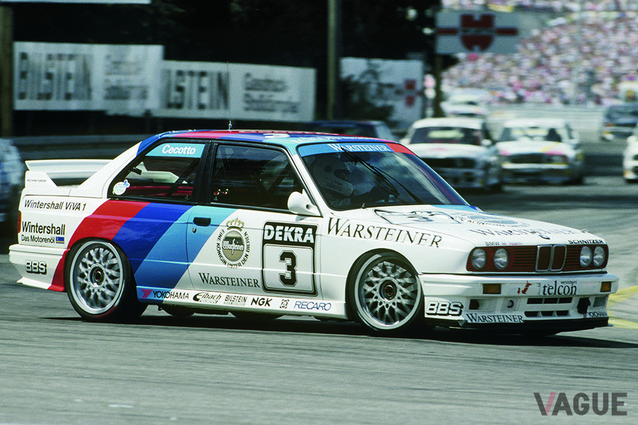 こちらは本物のM3 DTM（1990年）。ジョニー・セコットのマシン