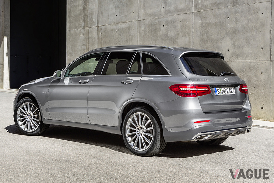 メルセデス・ベンツ「GLC350e 4MATICクーペ」のリアスタイル