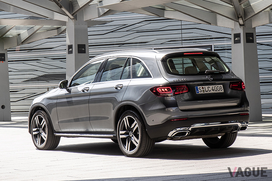 メルセデス・ベンツ「GLC」のリアビュー