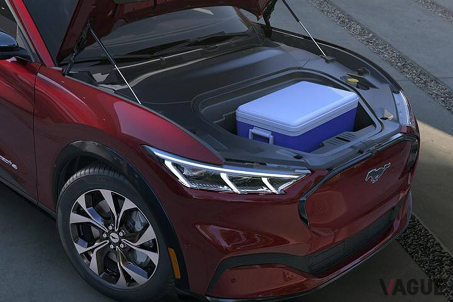 2019年11月に発表されたフルEV「マスタングマッハE SUV」