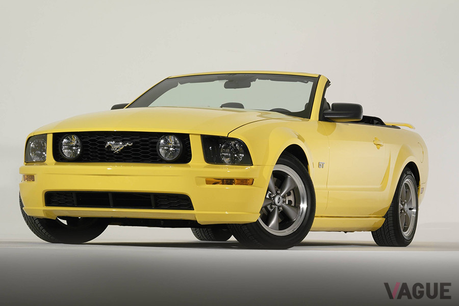 2005年型「マスタング」GTコンバーチブル