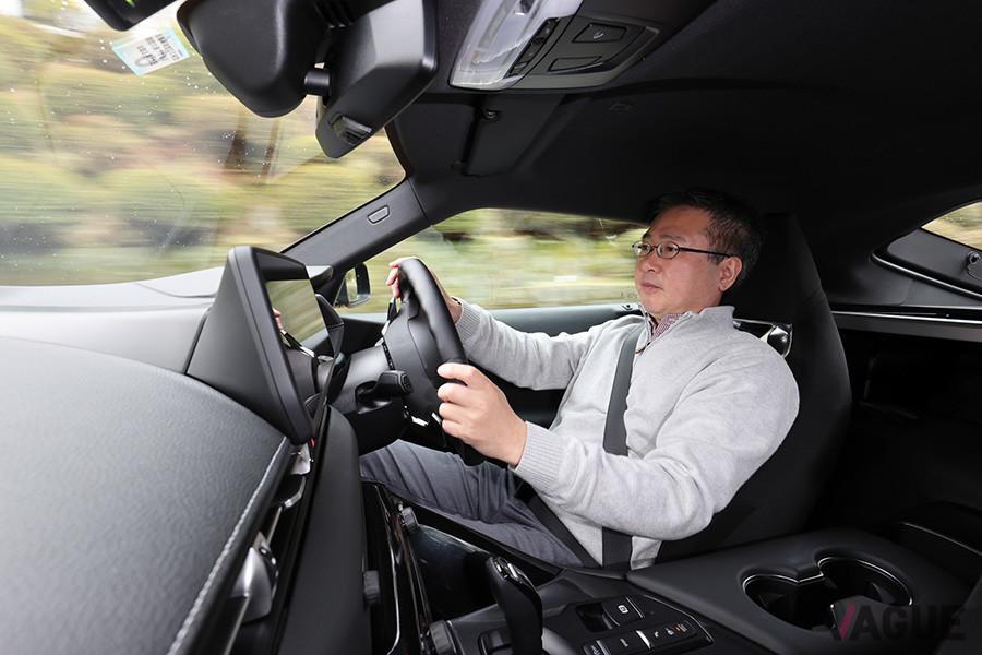 レポーターの瀬在仁志氏