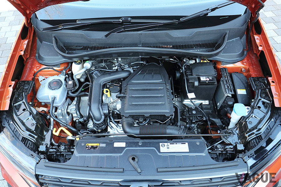 Tクロスの1リッター直3エンジン。116ps・200Nmを発生