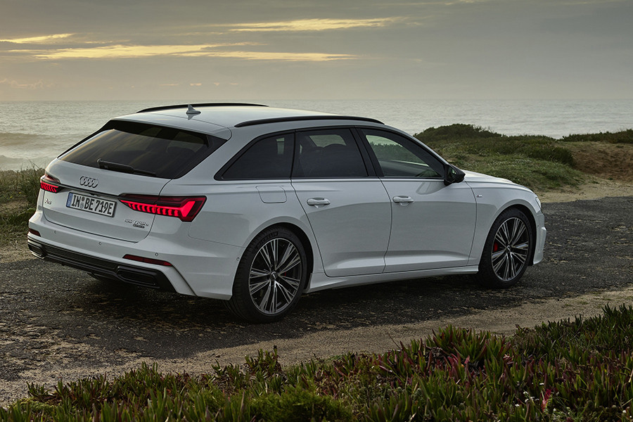 アウディ「A6アバント 55TFSI　eクワトロ」