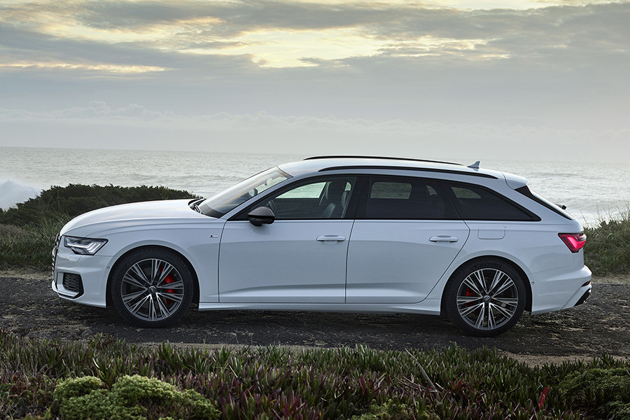 アウディ「A6アバント 55TFSI　eクワトロ」