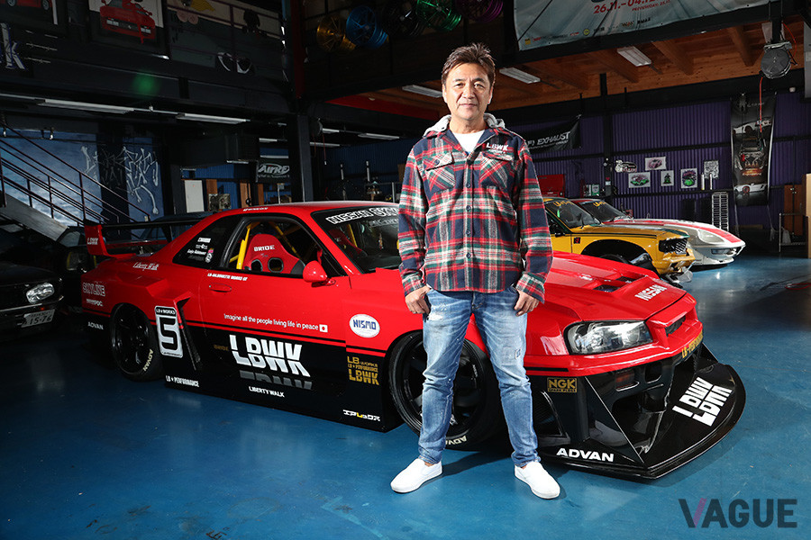 「LB-ER34スーパーシルエットスカイライン」と加藤代表