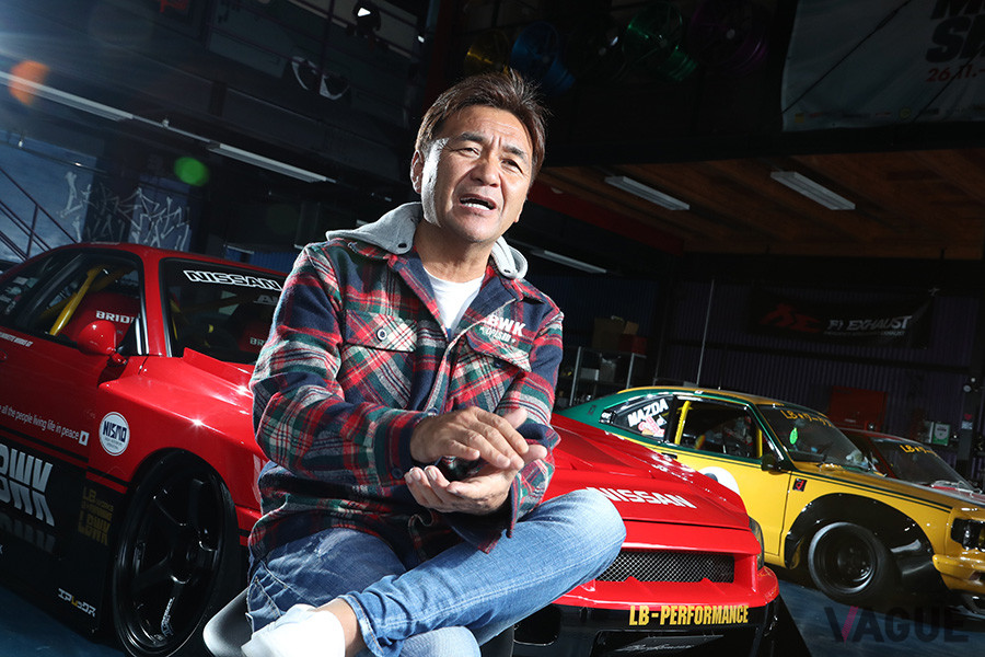 若者たちに、クールなカスタムの見本を見せたいと熱く語る加藤代表