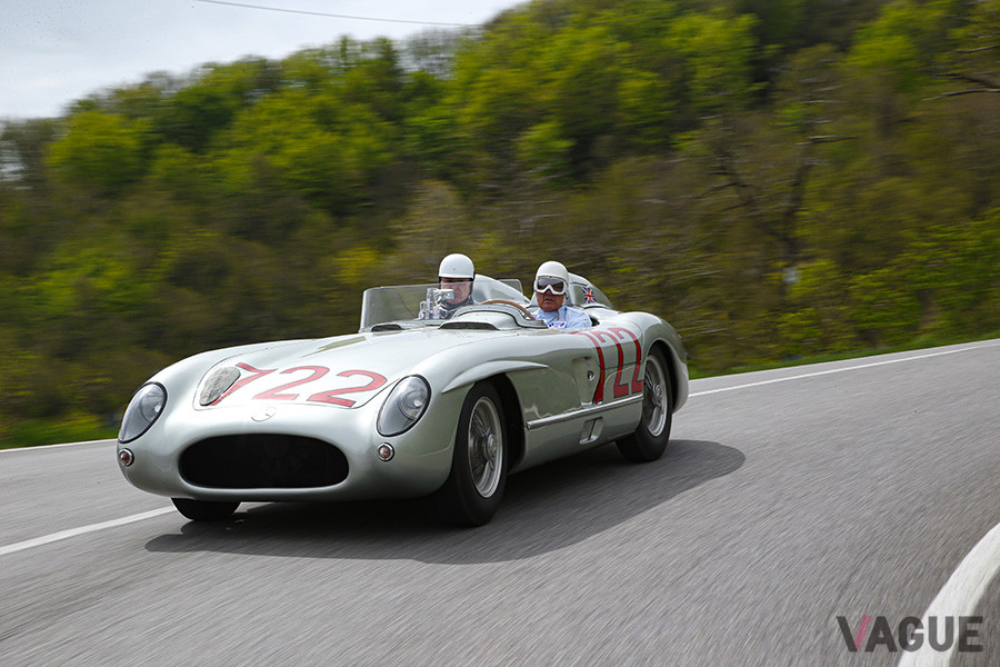 1955年のミッレ・ミリアで総合優勝を果たしたメルセデス・ベンツ300SLR（W196S）