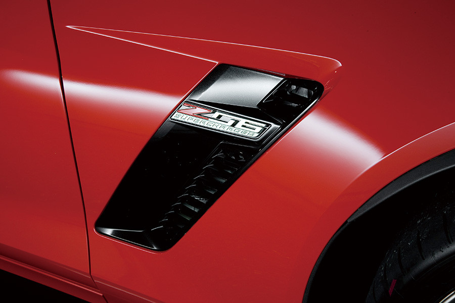 2代目コルベットの際に登場したハイパワーモデルの「Z06」の名前を受け継ぐ