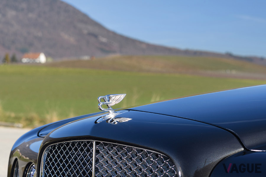 ベントレー・アズール（2009年）(C)2020 Courtesy of RM Sotheby's