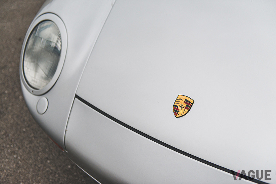 ポルシェ959のフロント周り（C）2020 Courtesy of RM Sotheby's