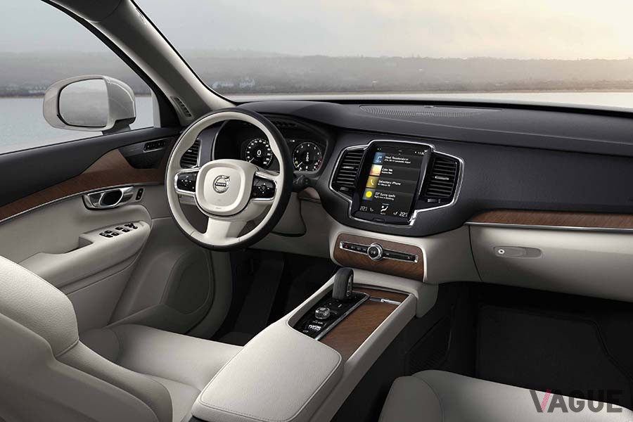 ボルボ「XC90」の限定車限定車「XC90 B5 AWDノルディック・エディション」の内装