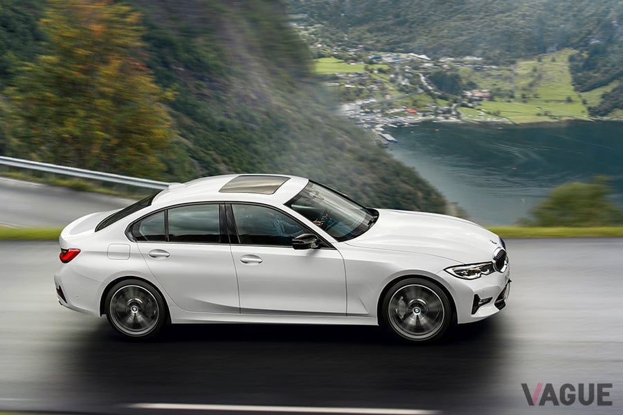 本国仕様では、3シリーズセダンとツーリングの「320d」及び「320d xDrive」、X3とX4の「xDrive20d」にマイルドハイブリッドを標準搭載