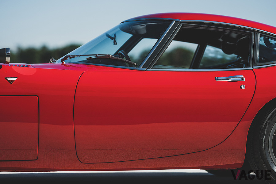 特徴的な弓状のドアパネル(C)2019 Courtesy of RM Sotheby's
