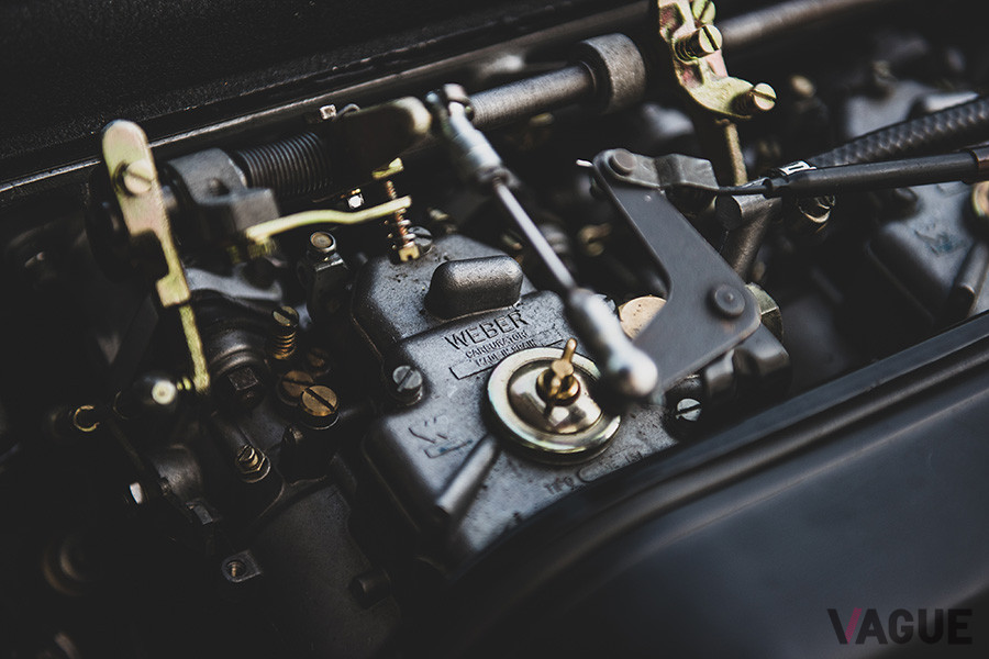 この個体には、ウェーバー製のキャブレターが装着されている(C)2019 Courtesy of RM Sotheby's