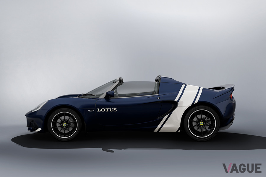 エリーゼ・クラシックヘリテージエディション。ブルー／ホワイトのカラーリングは、1960年のロータスタイプ18がモチーフ