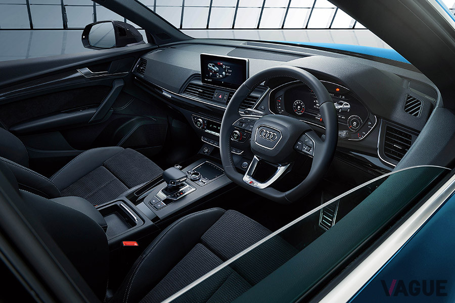 アウディ「Q5 Sライン コンペティション」の内装
