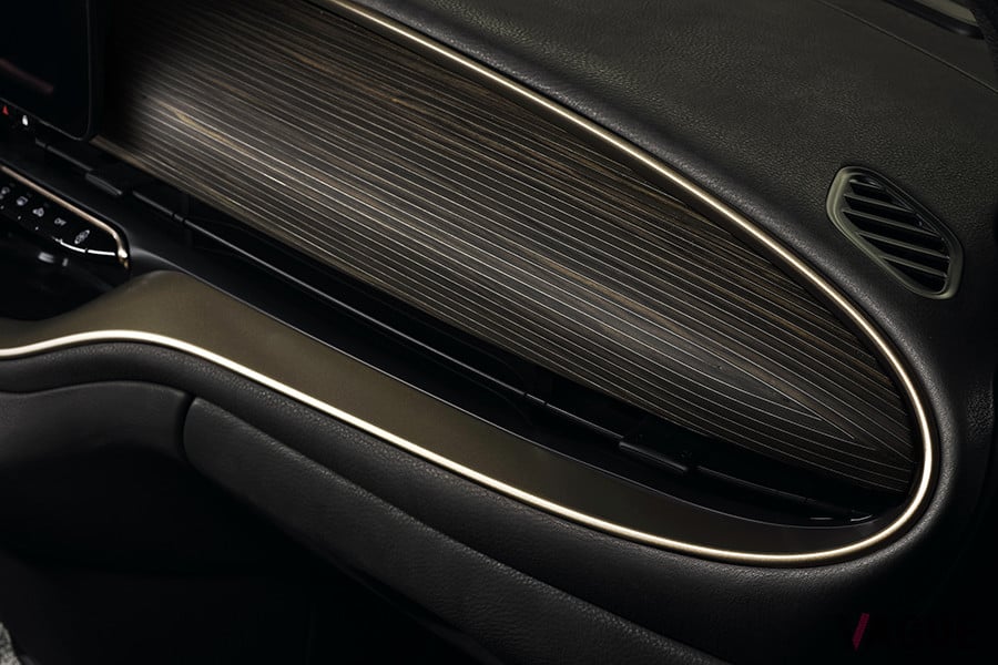 ジョルジオ・アルマーニ：500 Giorgio Armani