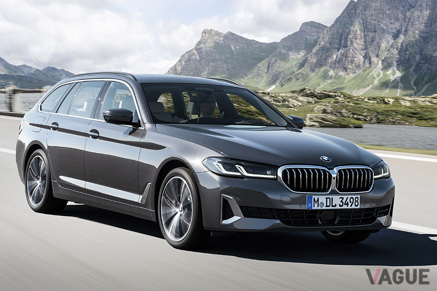 改良新型BMW「5シリーズ」。写真は530iツーリング