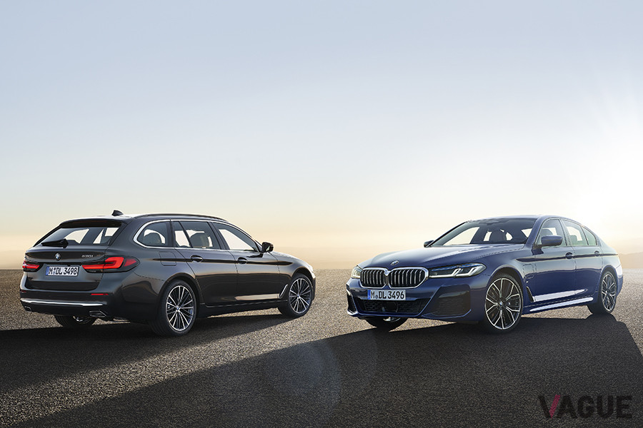 改良新型BMW「530e」セダンとツーリング