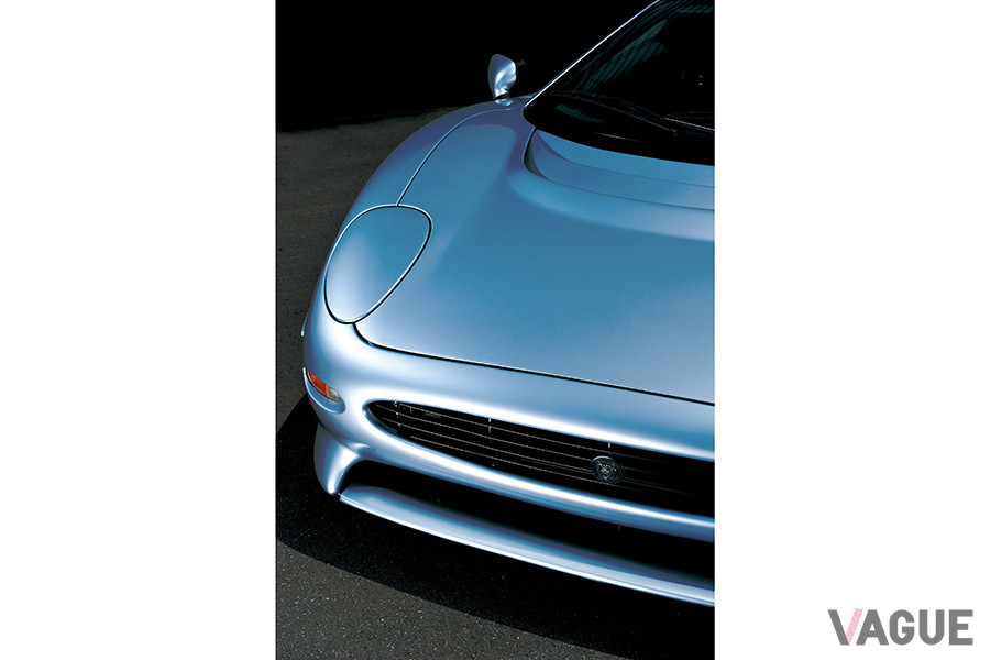 時代の趨勢に振り回されながらも市販化を果たした奇跡のスーパーカー