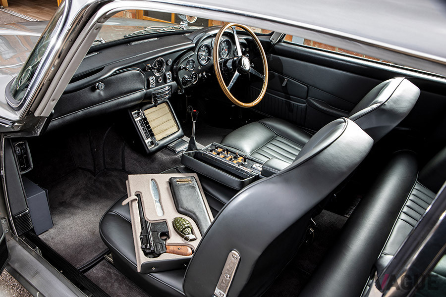 インテリアも、写真のような秘密兵器が装備される予定だ（C）2019 Courtesy of RM Sotheby’s
